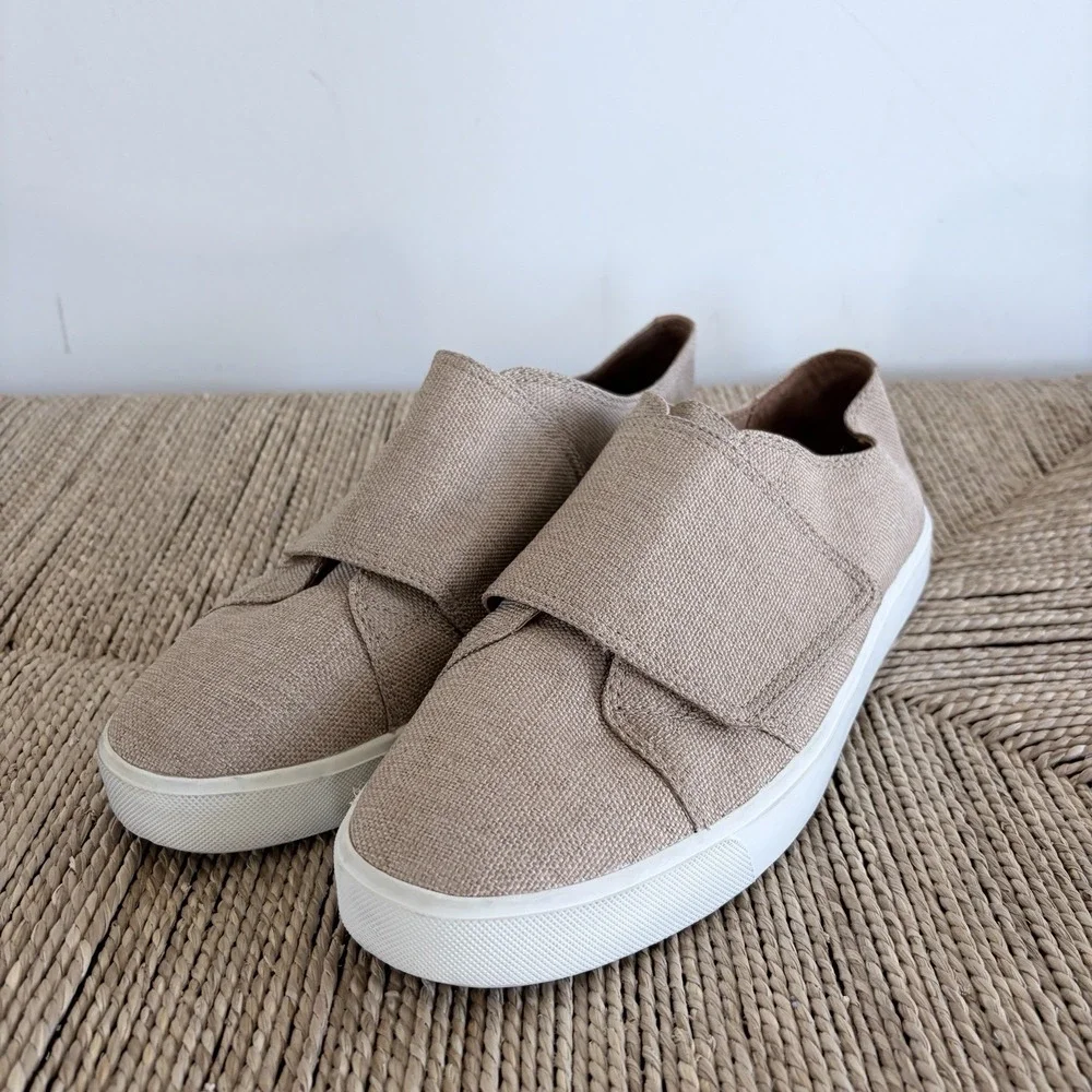 Women's Vince Blair Sz 10M EU40 Tan Burlap Rip Strap Sneaker Shoe MRP$175